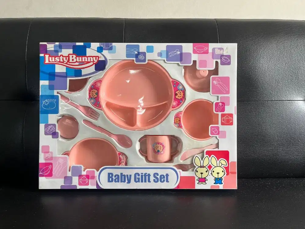 Feeding Set Bayi LustyBunny Baru, Lengkap, Belum Pernah Dipakai!