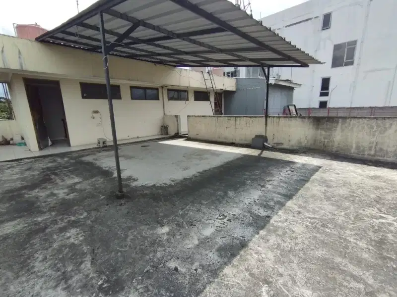 ruko strategis di jalan utama gatsu bandung disewakan