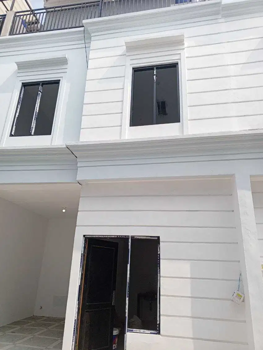 Jual Murah Rumah Minimalis 2 Lantai Akses Jalan Mobil Dekat ISTN