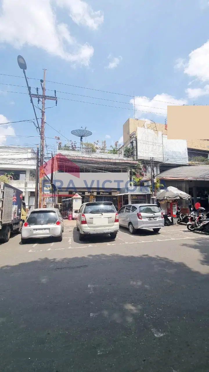 Ruko Komersial Alun-Alun Malang  Cocok Usaha Kuliner, Retail, Kantor