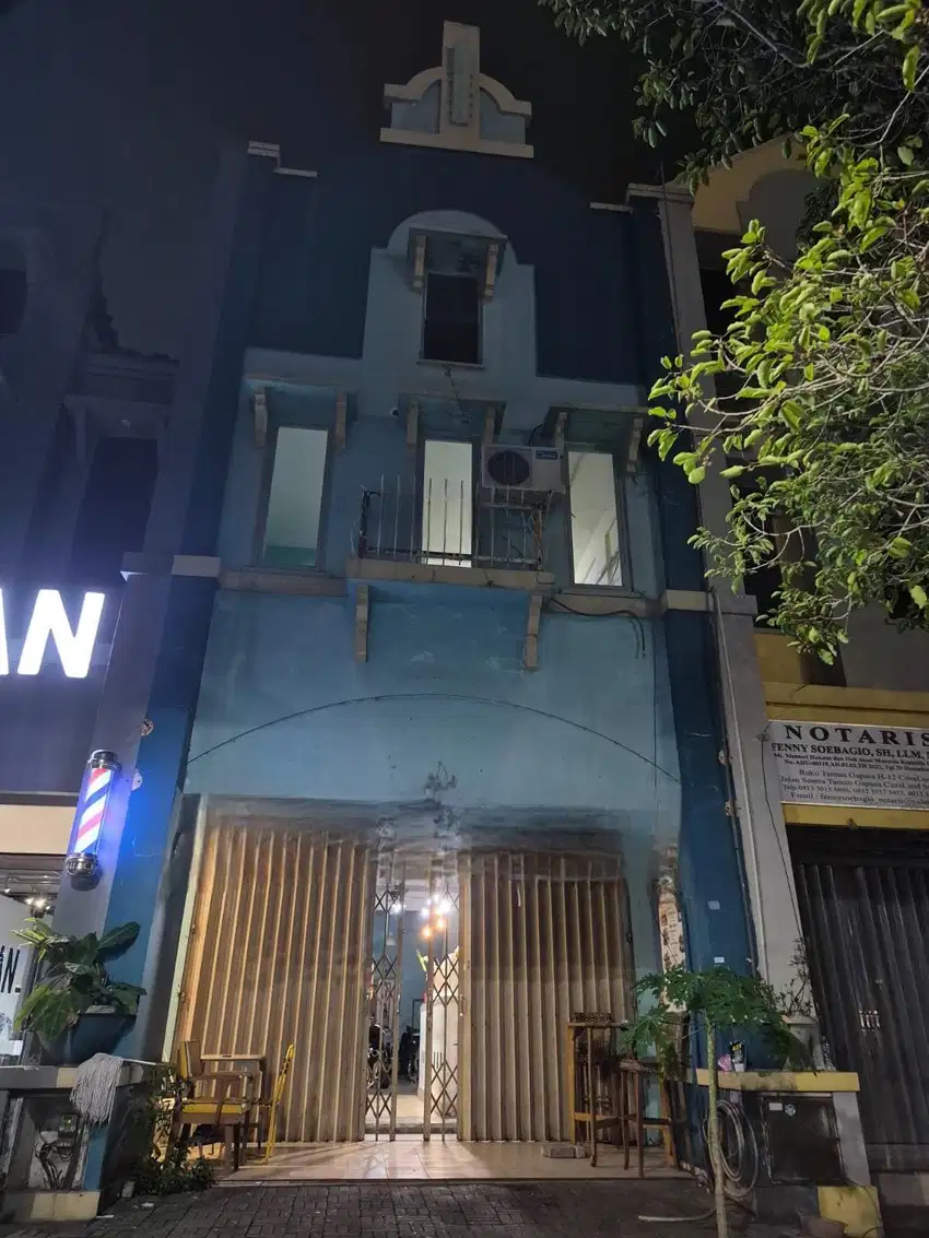 DI JUAL RUKO 2,5 LANTAI CENTRA TAMAN GAPURA CITRALAND