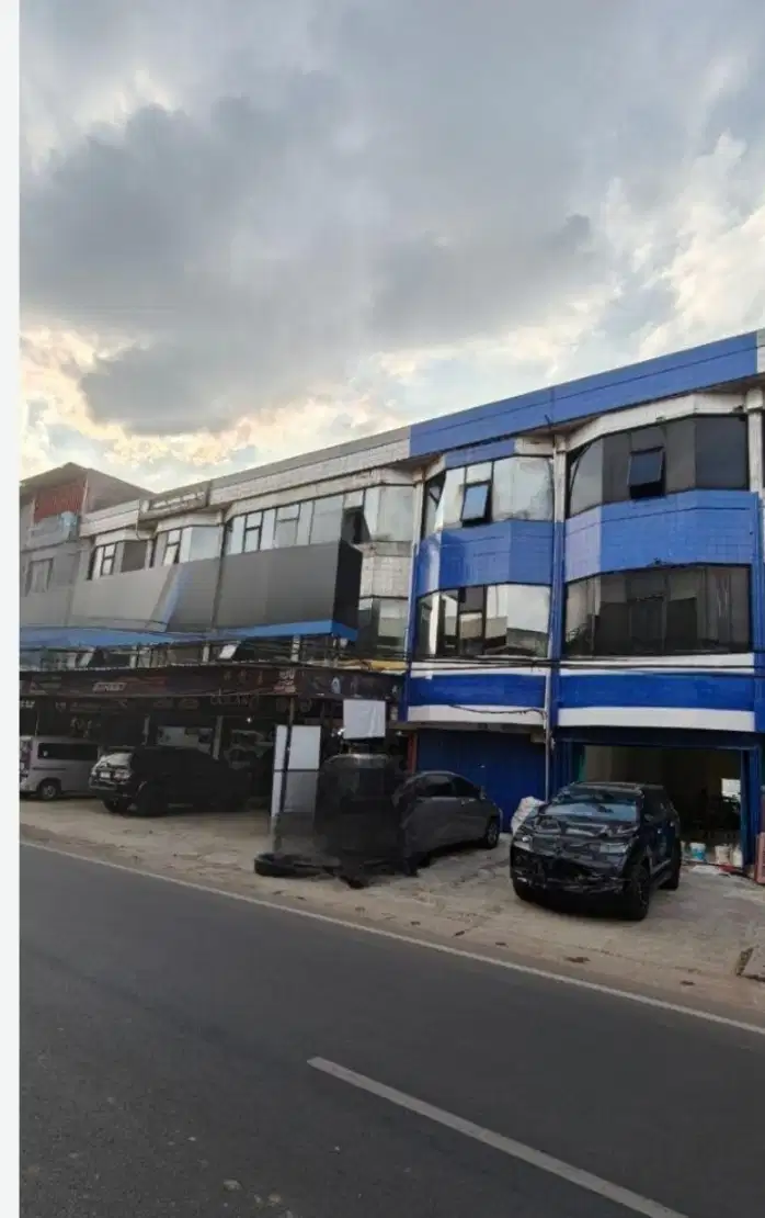 Disewakan Rukan 4,5 Lantai di Caman Kalimalang,Jakarta Timur