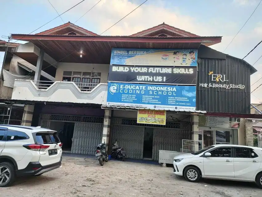 Di sewakan ruko siap pakai di jl purnama, lokasi strategis dan ramai