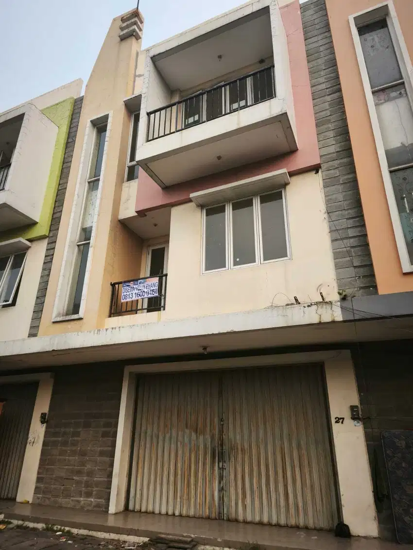 Dijual murah  ruko 3 lantai di heliconia harapan indah bekasi