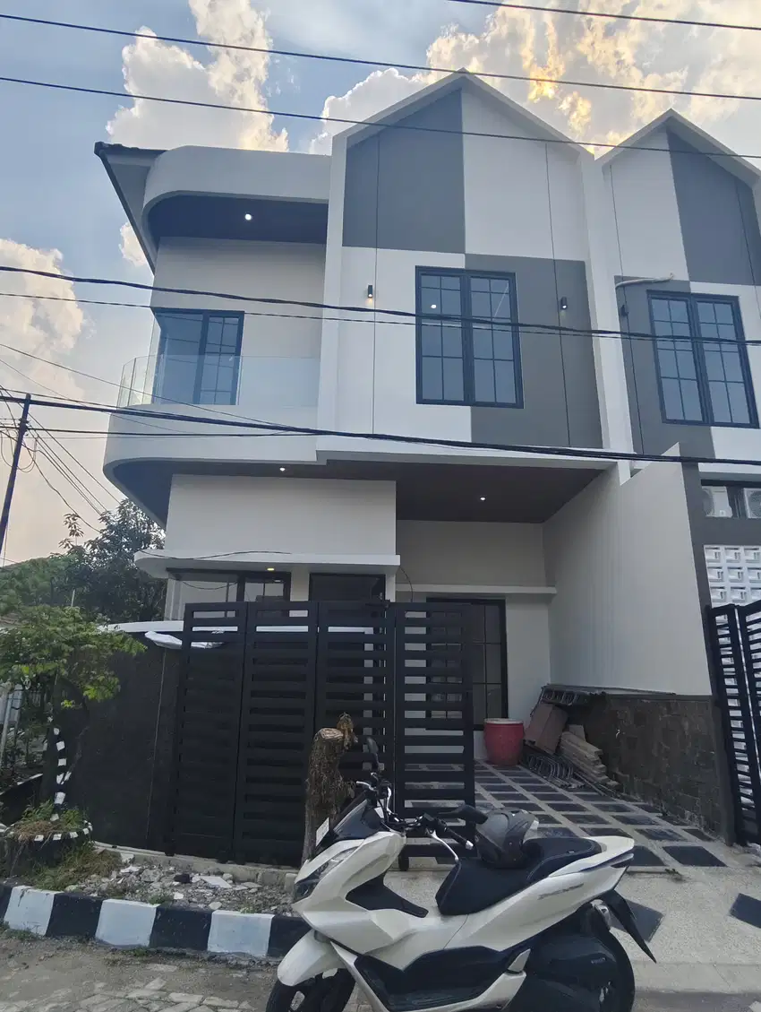 Selangkah MERR‼️Rumah Baru Gress Rungkut Mapan Surabaya