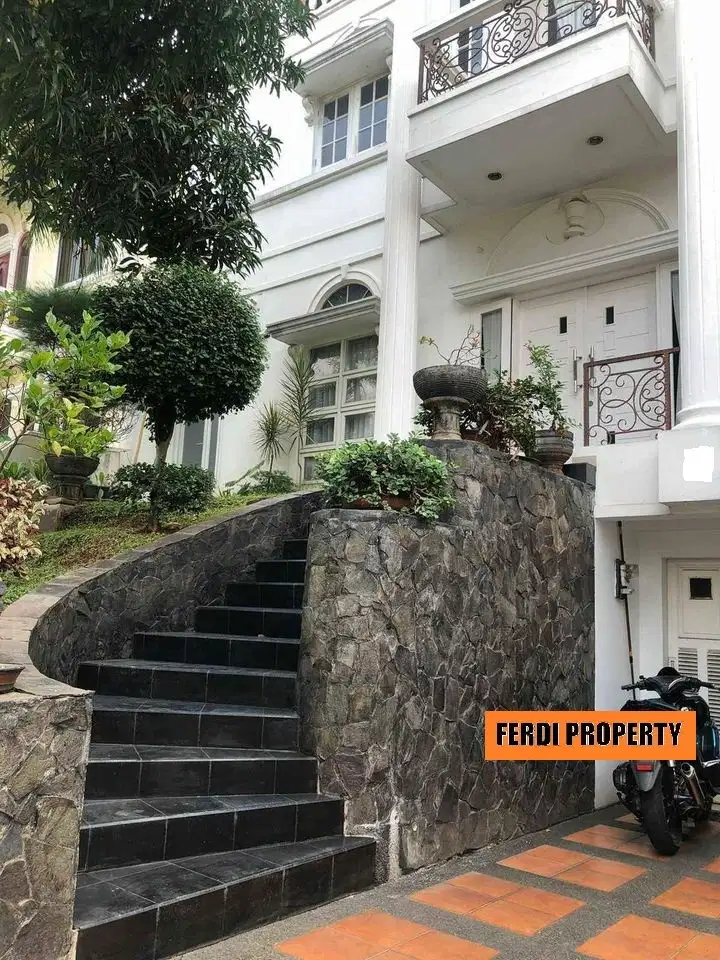 Jual Rumah Klasik Dalam Cluster Citra Gran Cibubur