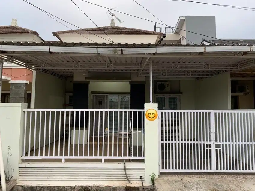Disewa/Dijual Rumah Siap Huni Di Cluster Aralia, Harapan Indah