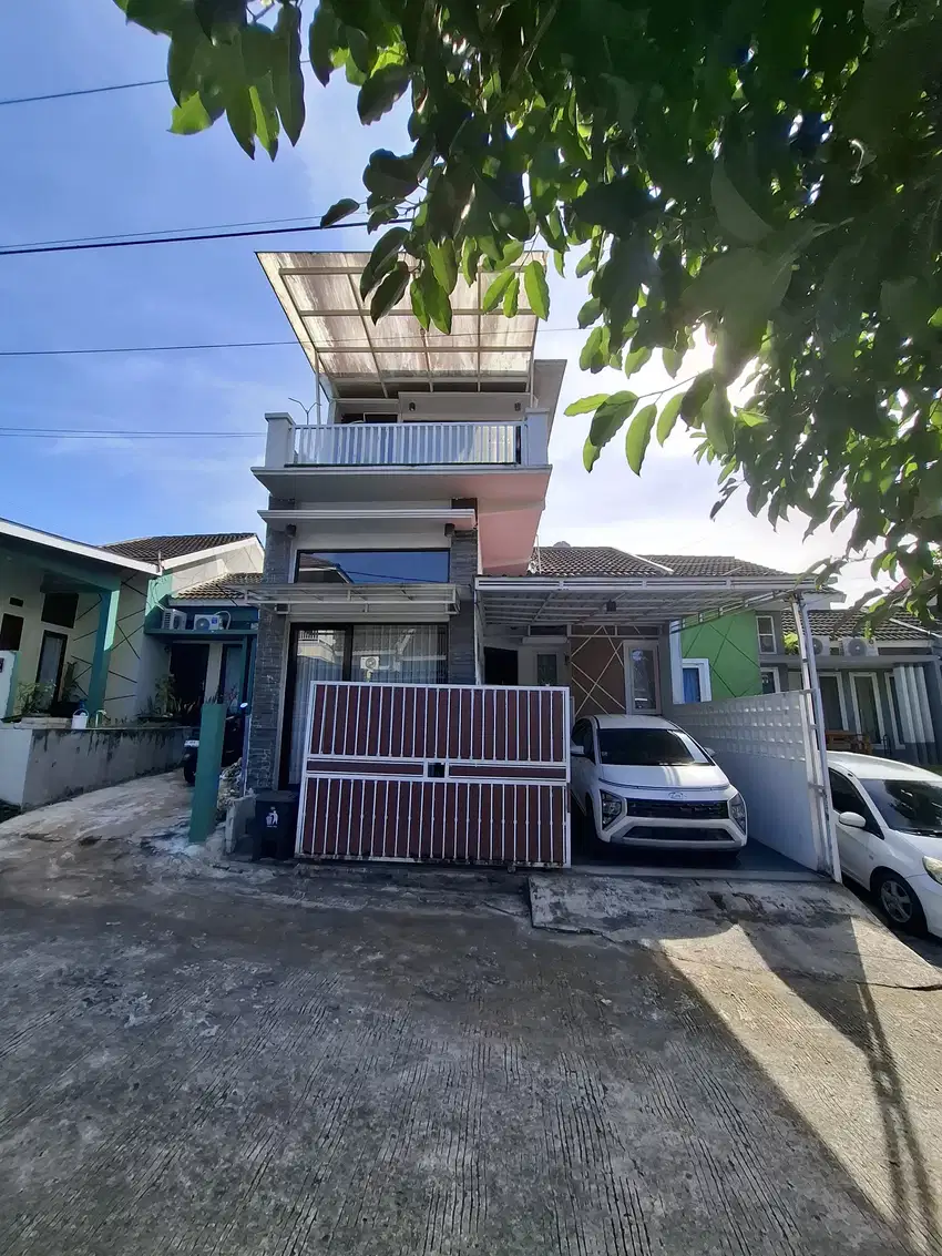 Dijual Rumah Cantik Regency