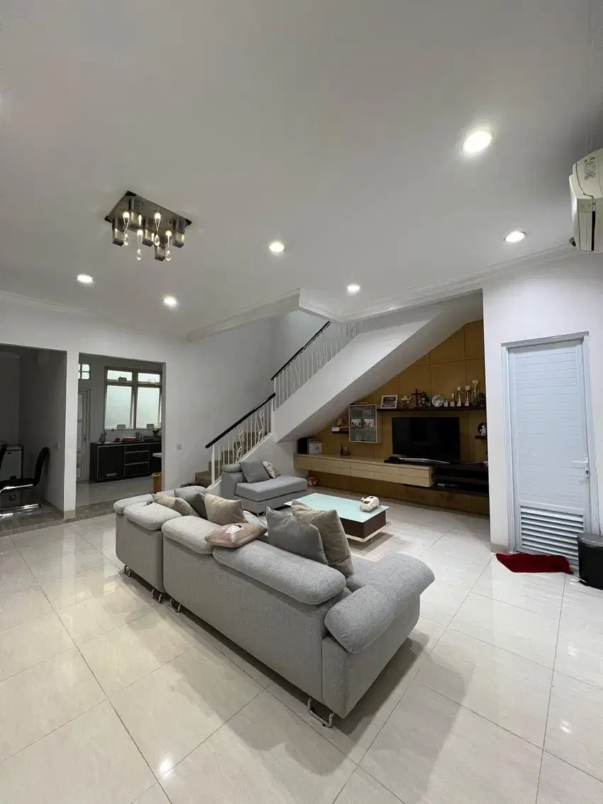 Dijual Cepat Rumah Renov Bagus Cluster Aquamarine Phg Gading Serpong