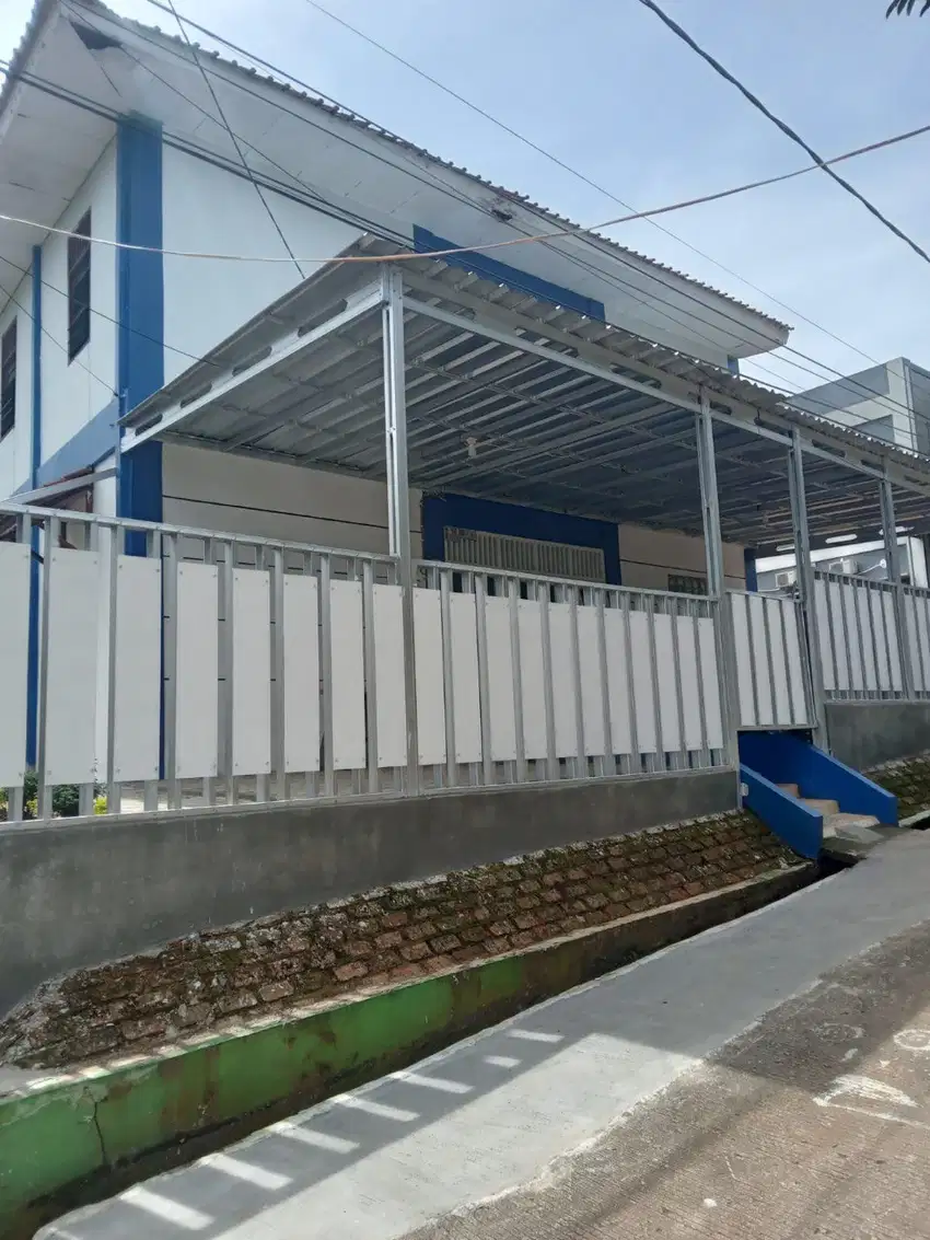 Dijual Rumah Kost Bisa Buat Kantor di beji Depok