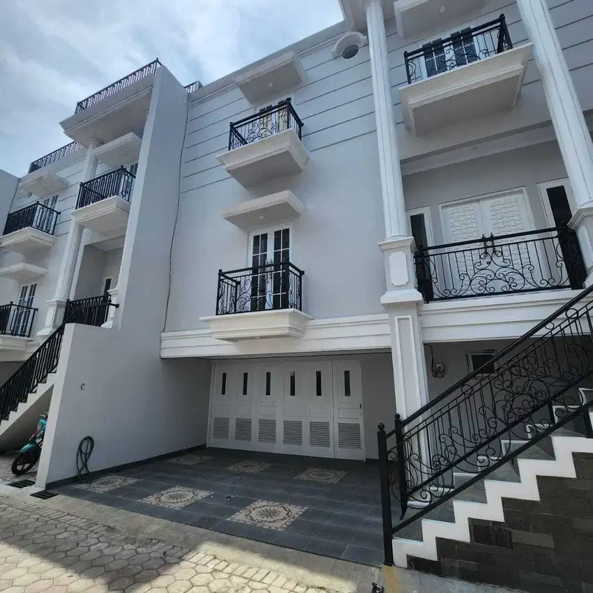 Dijual rumah di cipete Utara jaksel