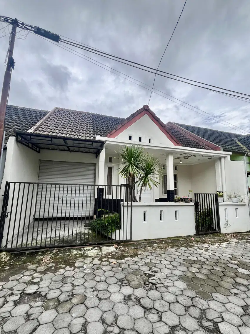 Rumah Full Furnish murah perumahan Dekat UAD dan Terminal Giwangan