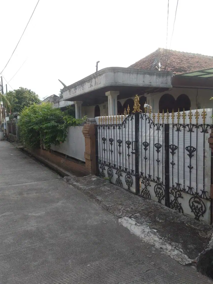 Rumah Clasik Luas Hitung Tanah di Kusuma Indah Jati Rahayu Pondokgede