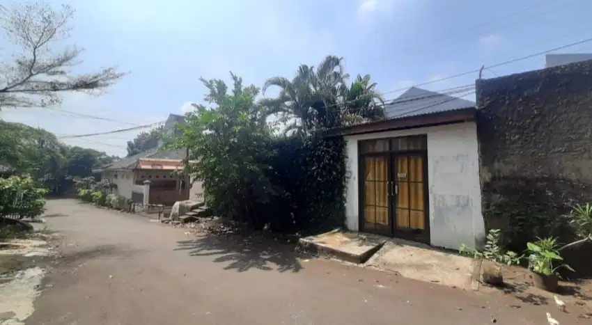 Dijual Rumah Bagus Siap Huni di Komplek Alvita Ciputat