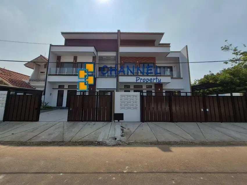 Jual Rumah Gandeng Nusaloka BSD Tangsel, An
