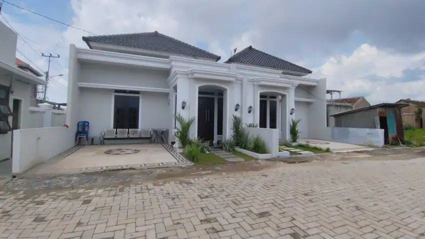 DI JUAL RUMAH KONSEP MODEREN CLASIC DI PUSAT KOTA BANDARLAMPUNG