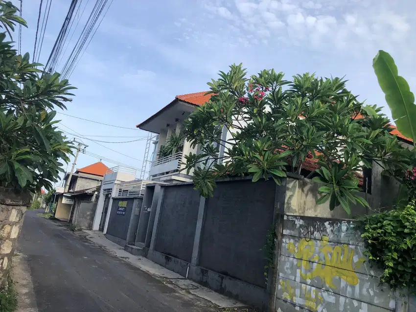 Villa dekat Pantai Kedonganan