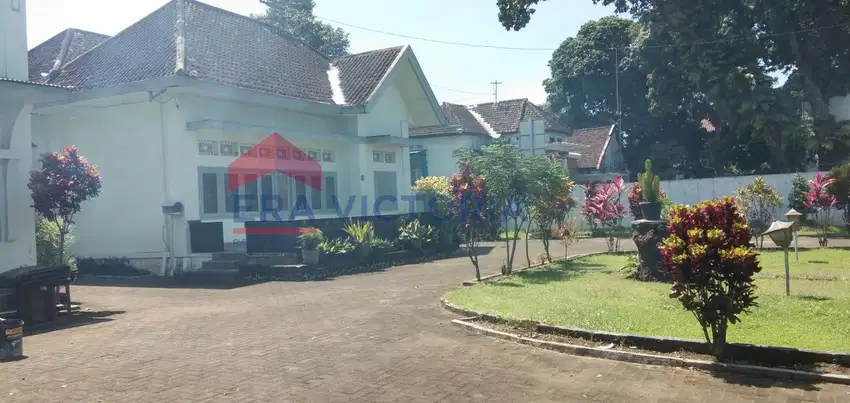 Rumah Klasik Belanda Lokasi Batu Elegen dan Cocok untuk Investasi