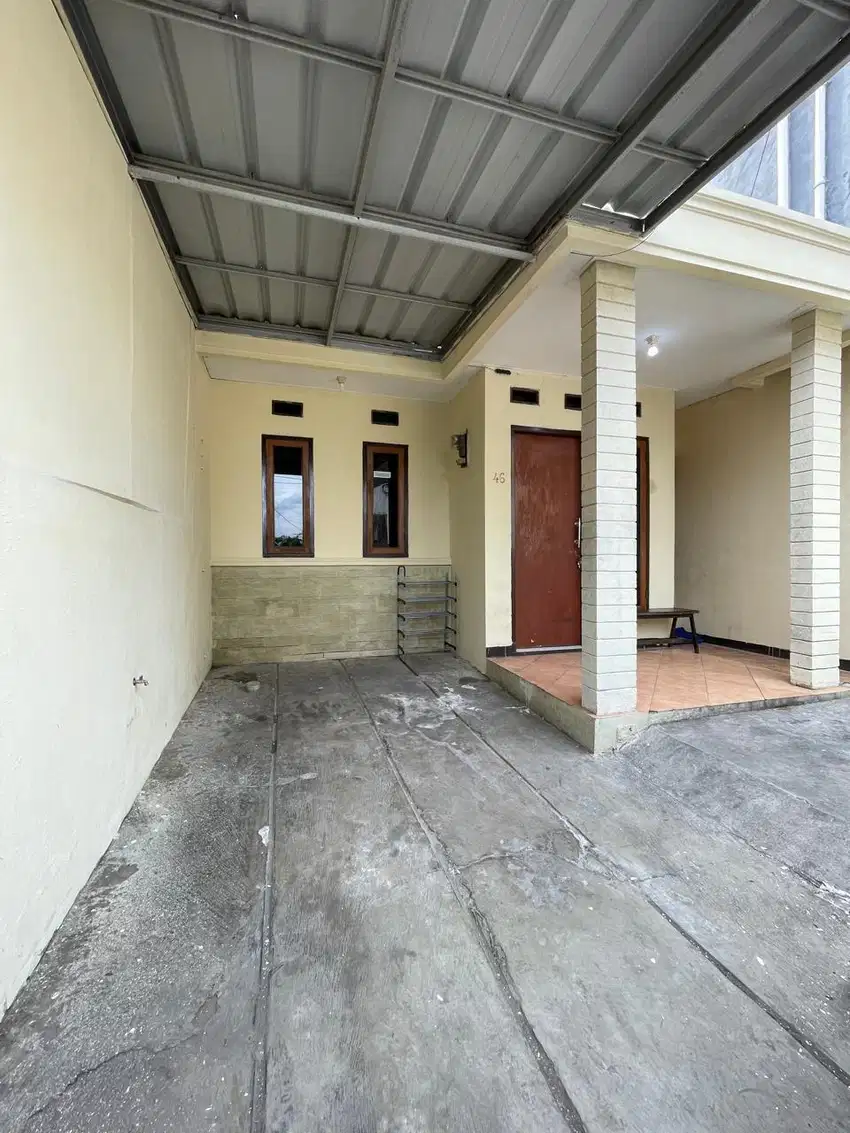 Dijual Rumah Siap Pakai Komplek Kiarasari Kiaracondong