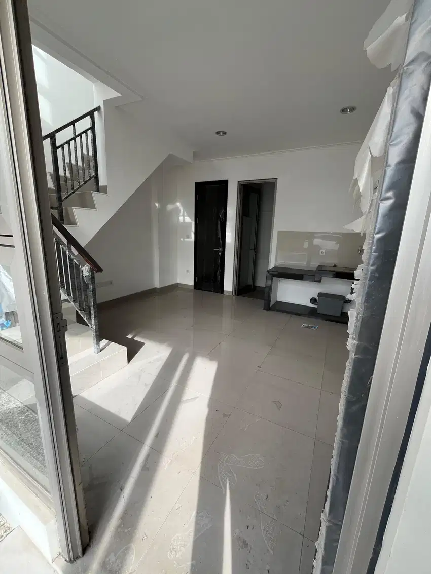 Rumah Milenial PIK2 Cluster Baltimore 4,5x10 Kosongan Siap Disewakan