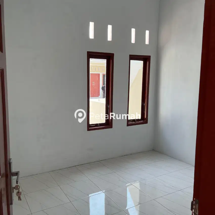 DIJUAL RUMAH 3 UNIT JALAN YAYASAN KOMPLEK HAFIZH RESIDENCE (ENNI)