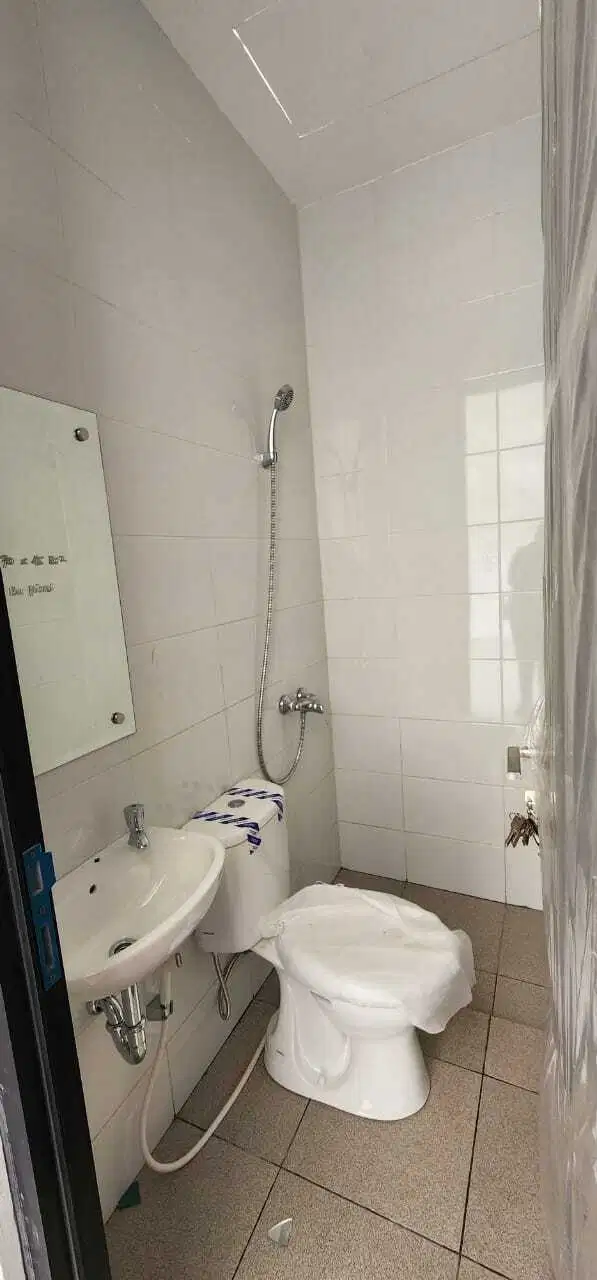 Dijual Rumah Baru 1 Lantai Skandinavia di Cipondoh Tangerang Kota.
