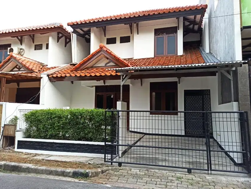 Rumah 2lt 8x15 120m type 3KT Metland Menteng Cakung