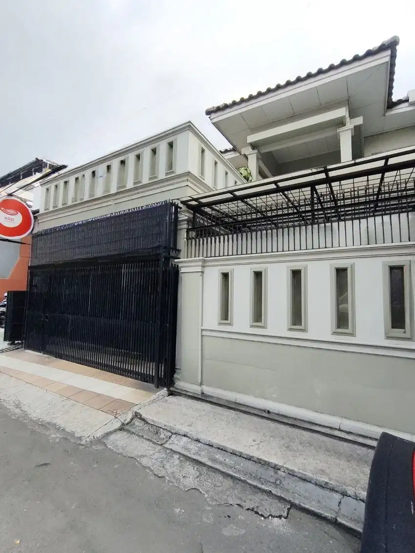 DD290 Rumah Mewah 264 m2 Grand Galaxy City Bekasi Selatan