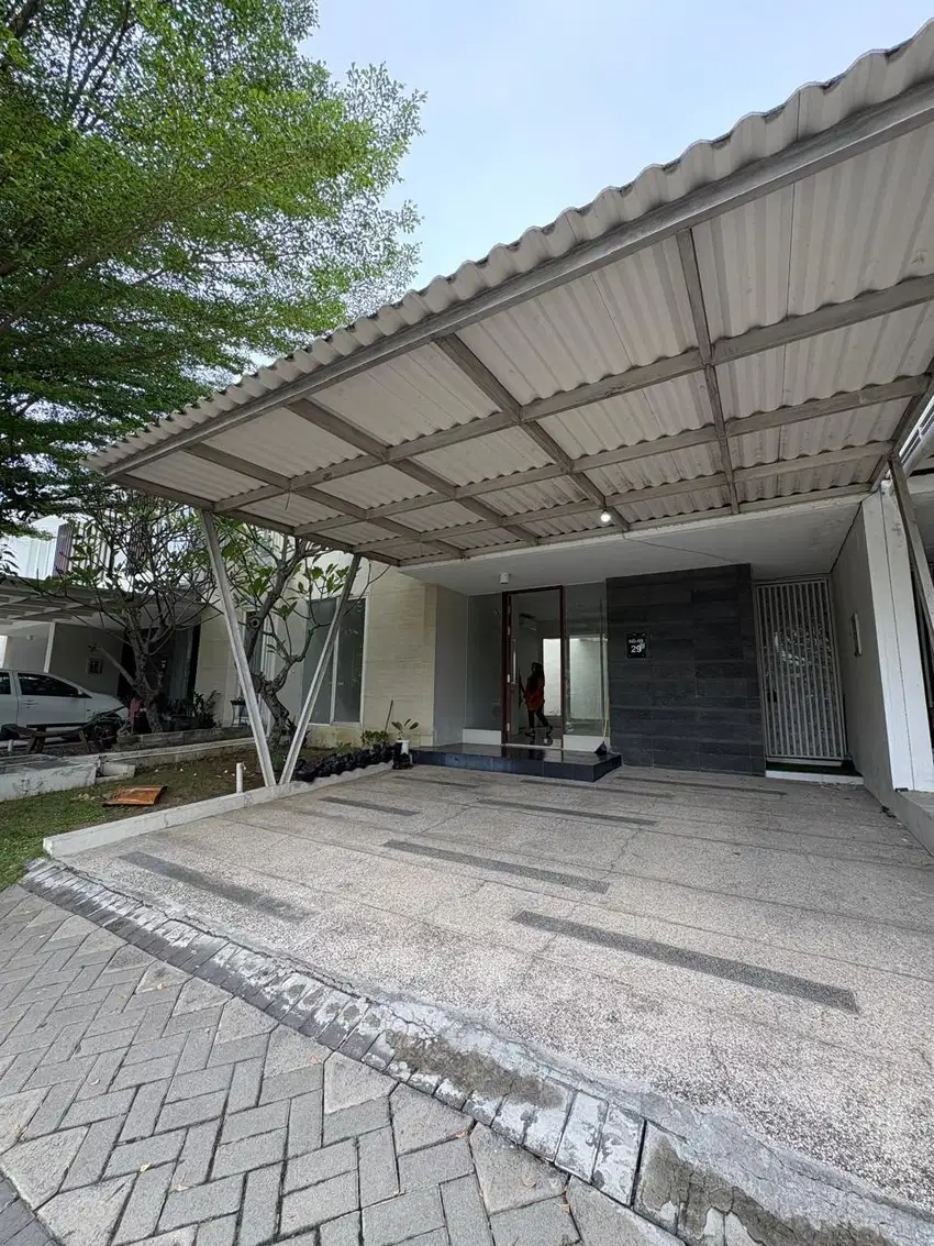 disewakan rumah NWP Lake View