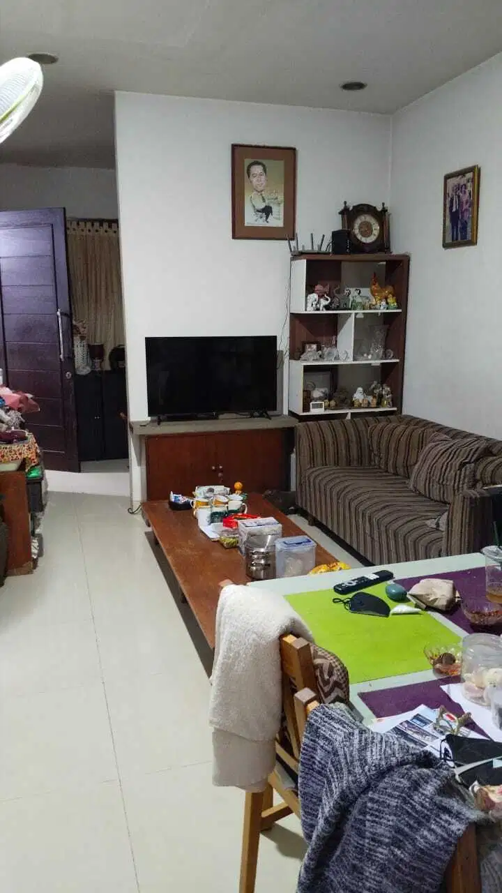 Rumah Minimalis Di Tanjung Duren Jakarta Barat Luas 6x24m 2 Lantai