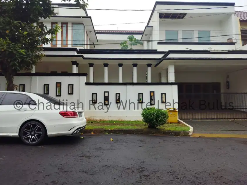 Dijual Rumah Mewah Furnished di Kawasan Pesona Khayangan Margonda