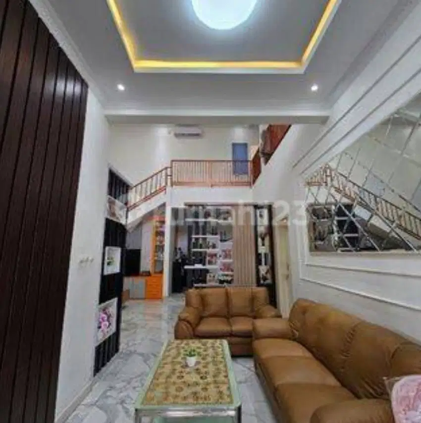 DIJUAL RUMAH BAGUS 2 LANTAI DI PULO GEBANG PERMAI JAKARTA TIMUR