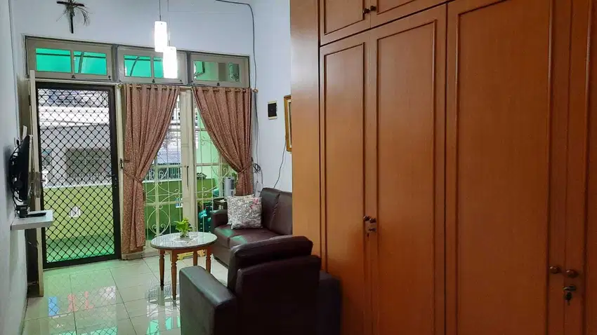 DIJUAL CEPAT RUMAH DI TELUK GONG UK.6X15m2 SHM SEMI FURNISHED