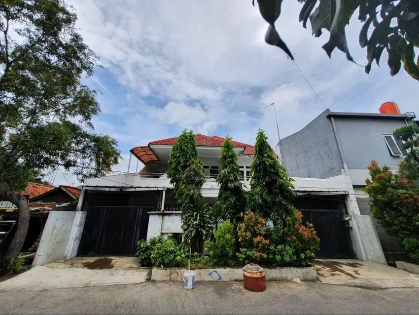 Rumah 2 Lantai Strategis di Koja Jakarta Utara