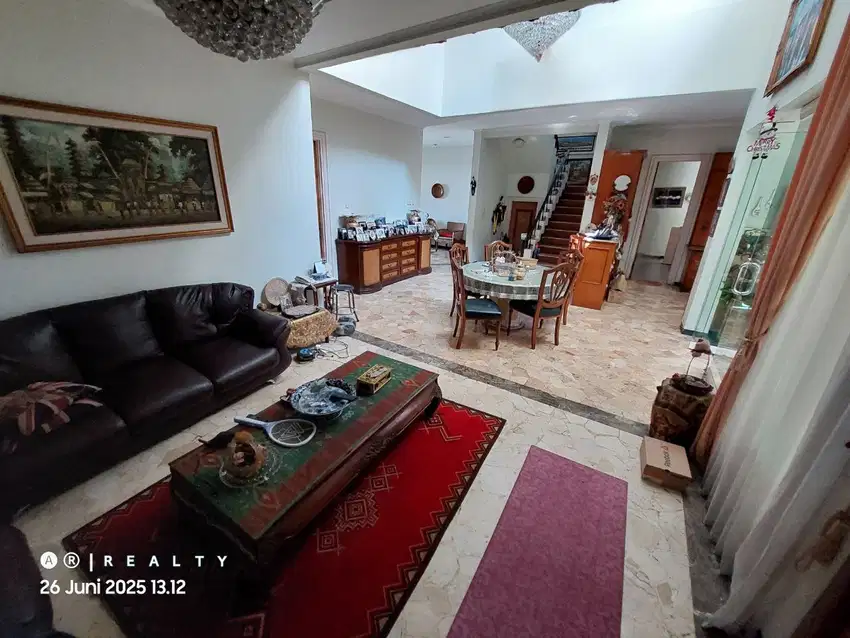 Rumah dijual di Komplek Alamanda Dago Tubagus Ismail Dipatiukur