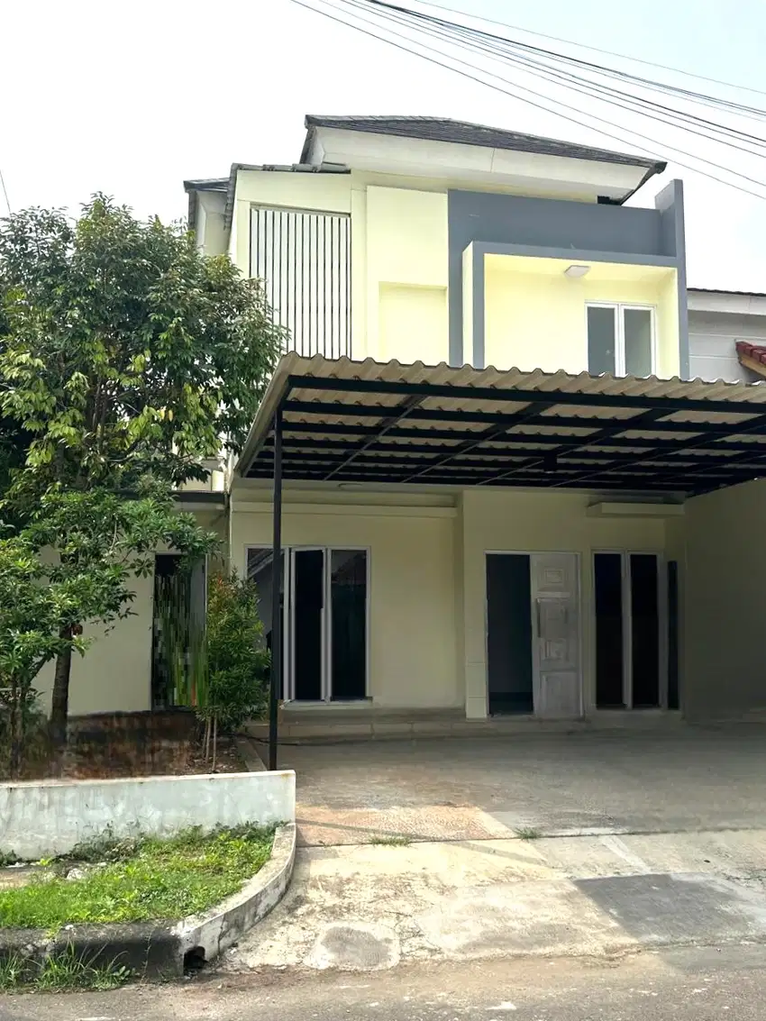 Rumah hoek 2lt 150m type 3KT Cluster Tjikini Metland Cakung