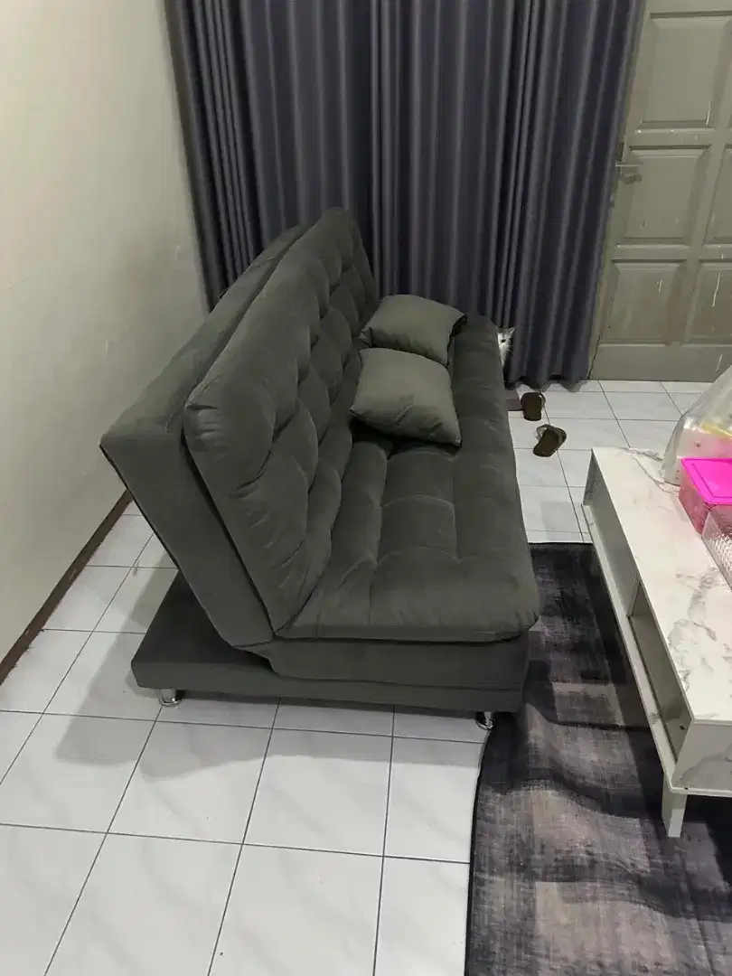 Sofa Bed Bekas Pluffy