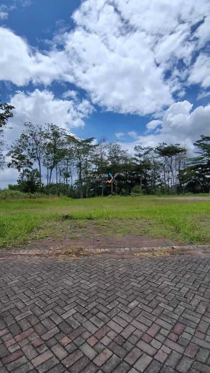 Dijual Tanah Kavling Langka View Lapangan Golf di Araya Golf, Malang