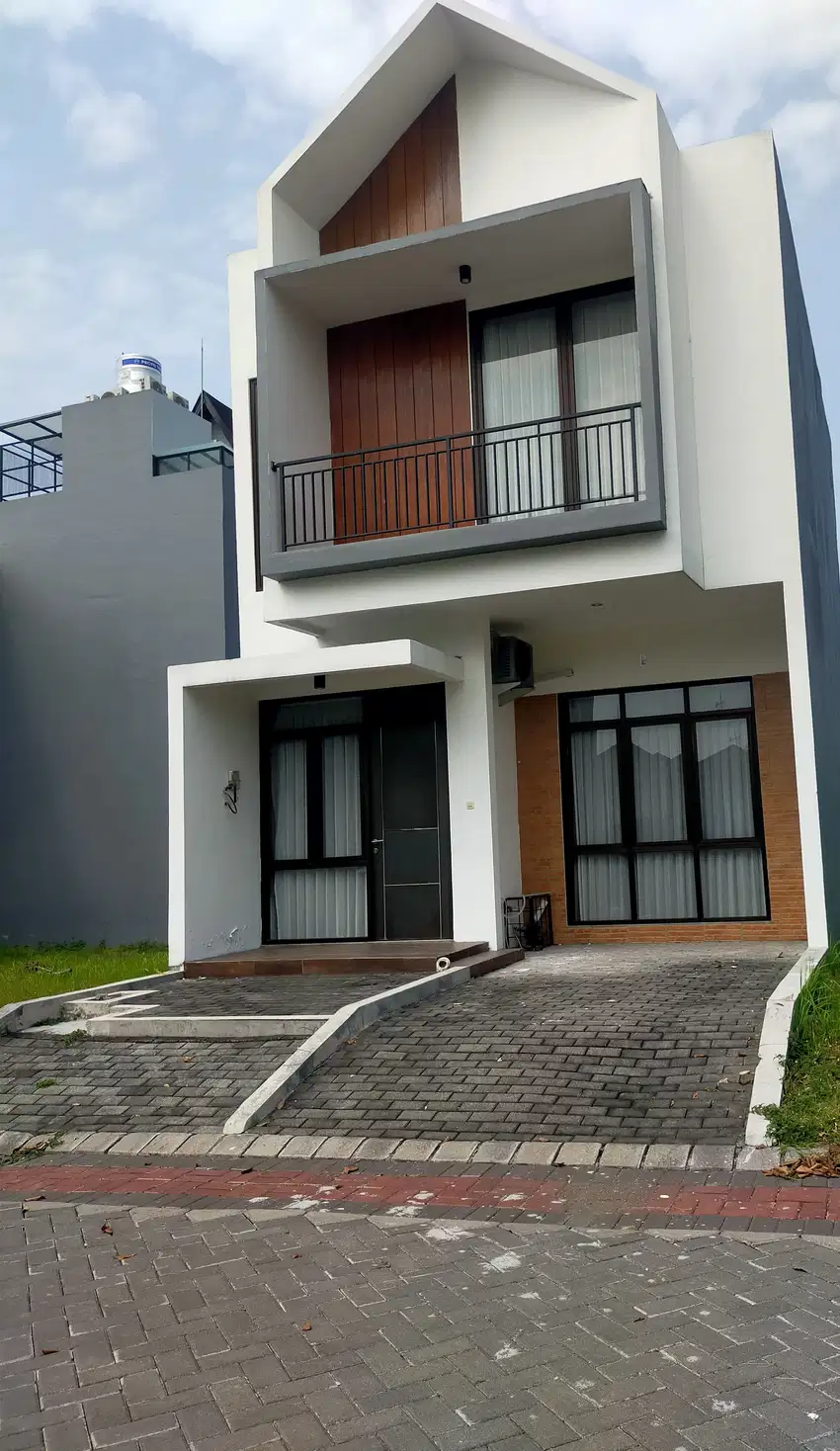 Rumah Siap Huni Grand Island Pakuwon City Surabaya Timur