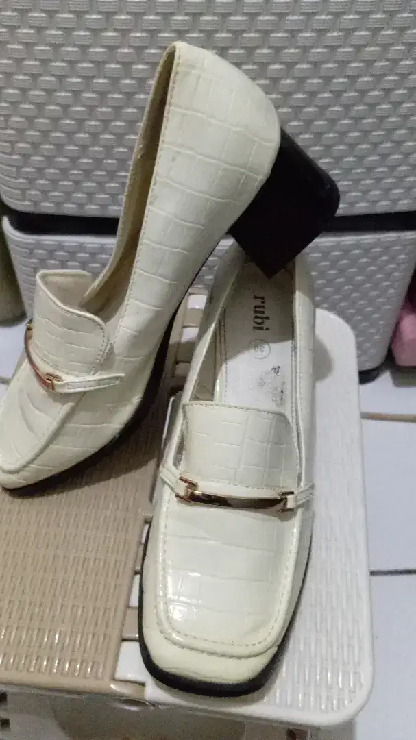 Sepatu&sandal wanita