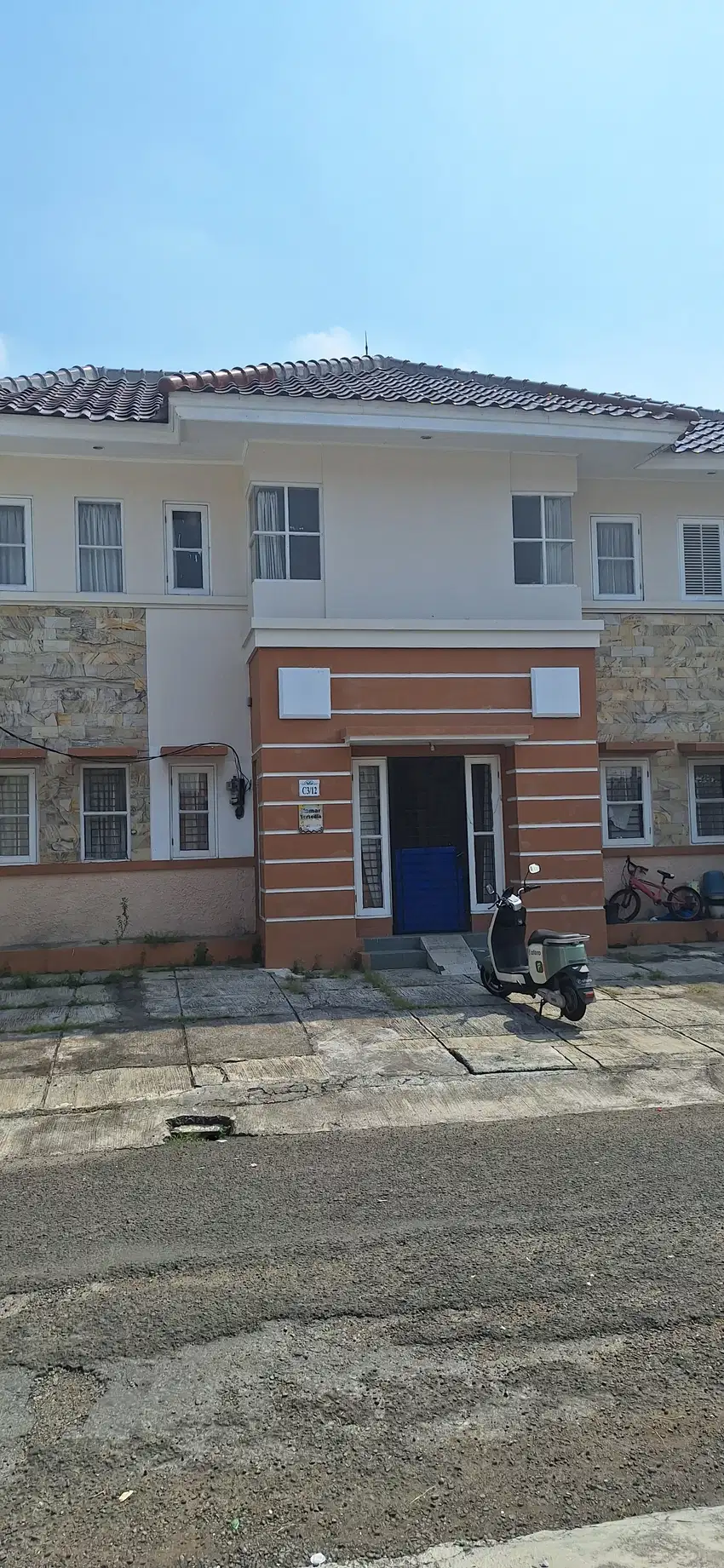 Rumah Kost tempat strategis di Jababeka