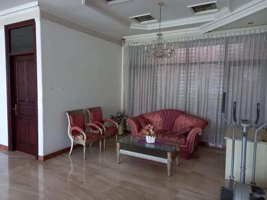 Rumah Tengah Kota Dekat Kusuma Bangsa