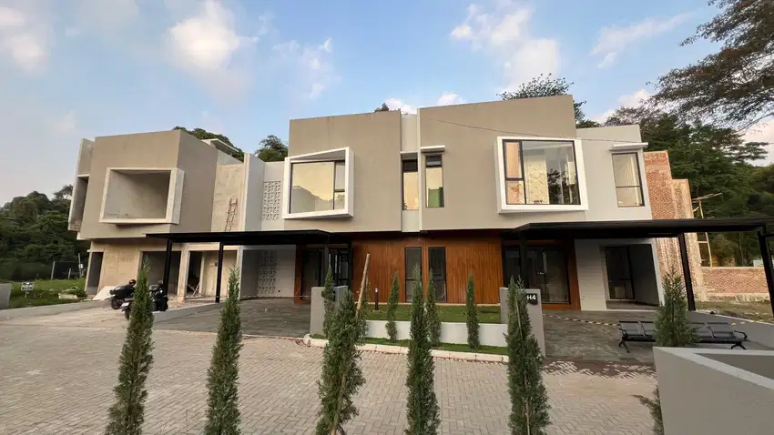 Rumah DAGO + Rooftop & Mini Pool Dekat Gasibu dan Tol pasteur Bandung