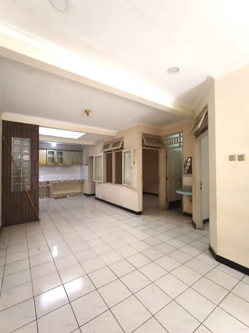 DIJUAL RUMAH SIAP HUNI DI TAMAN MODERN PULO GEBANG JAKARTA TIMUR