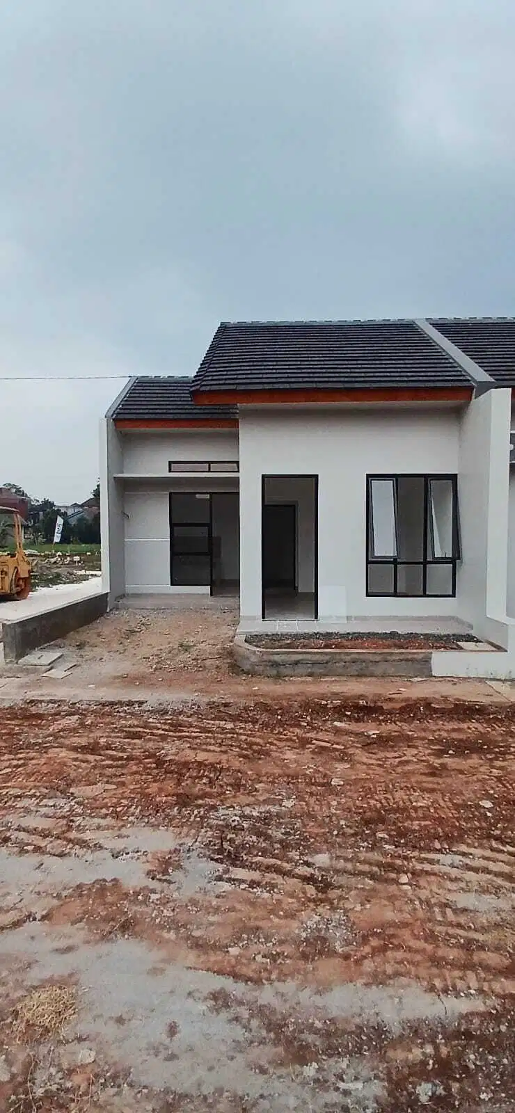 Rumah murah area Cinere ,bisa KPR DP 5jt all in dekat UI