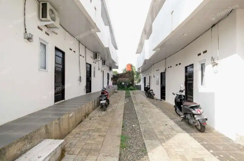 Jual kos kosan aktif  8 kamar  sudah terisi di jatinangor dekat UNPAD