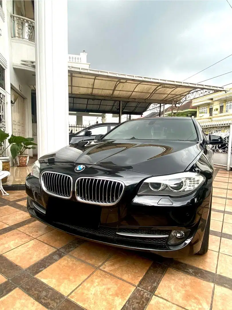 BMW 523i F10 2011