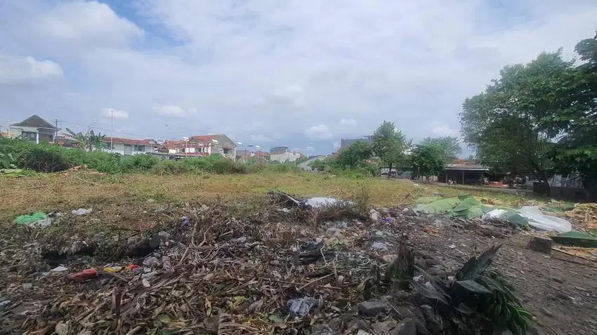 Tanah Pogung dekat UGM dan UNY-SHM