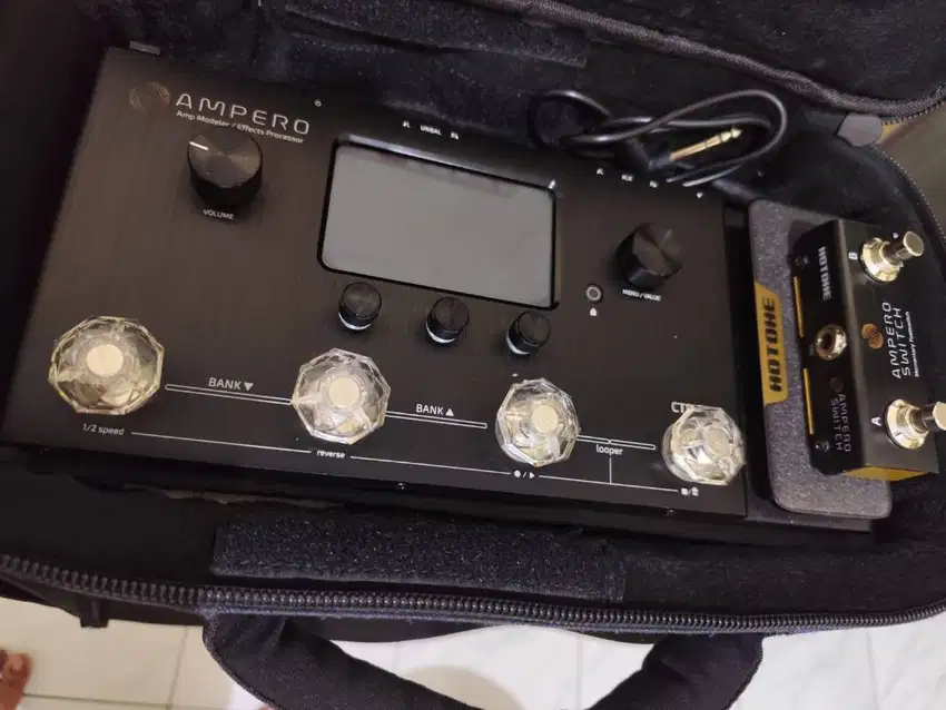 Hotone MP-100 Ampero Multieffects Pedal