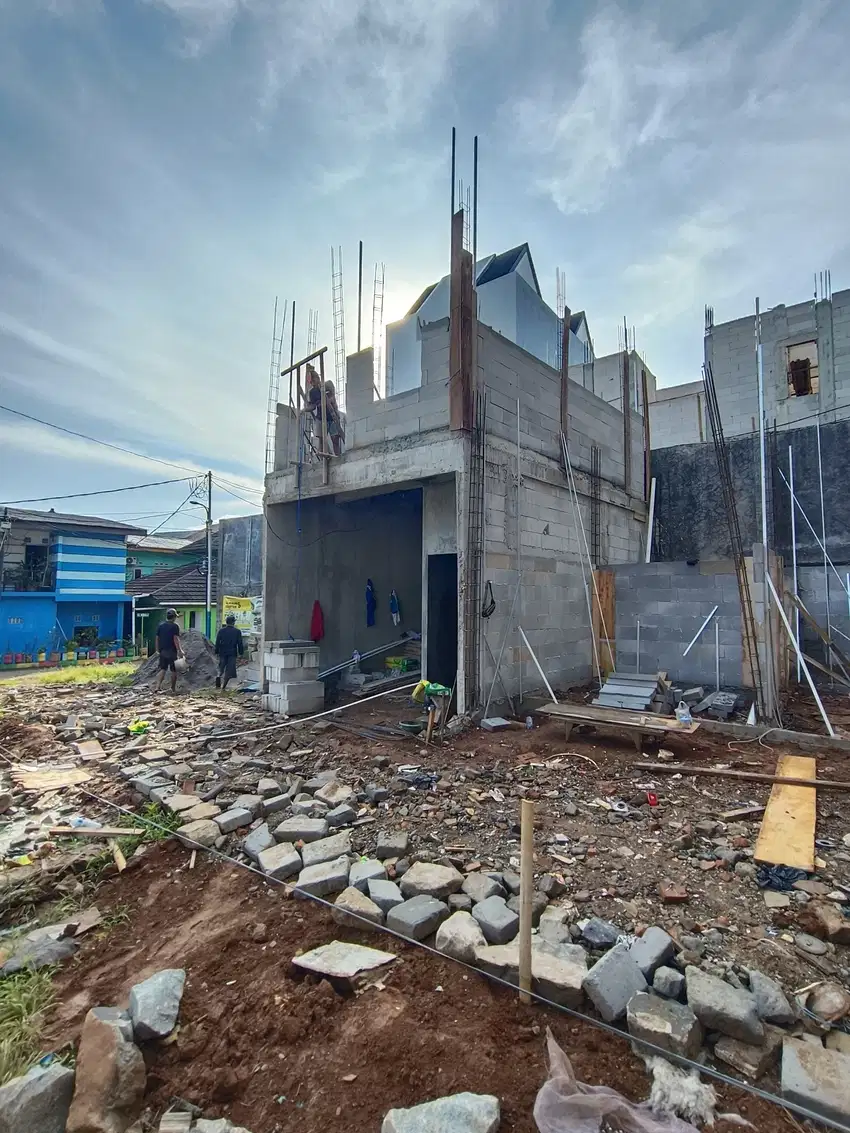 Rumah murah 2 lantai Bisa kpr 2kt 1km jakarta timur dp fleksibel